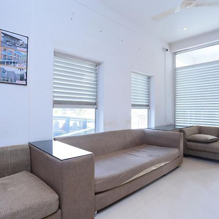 Super Townhouse Prince Palace Thiruvananthapuram Exteriér fotografie