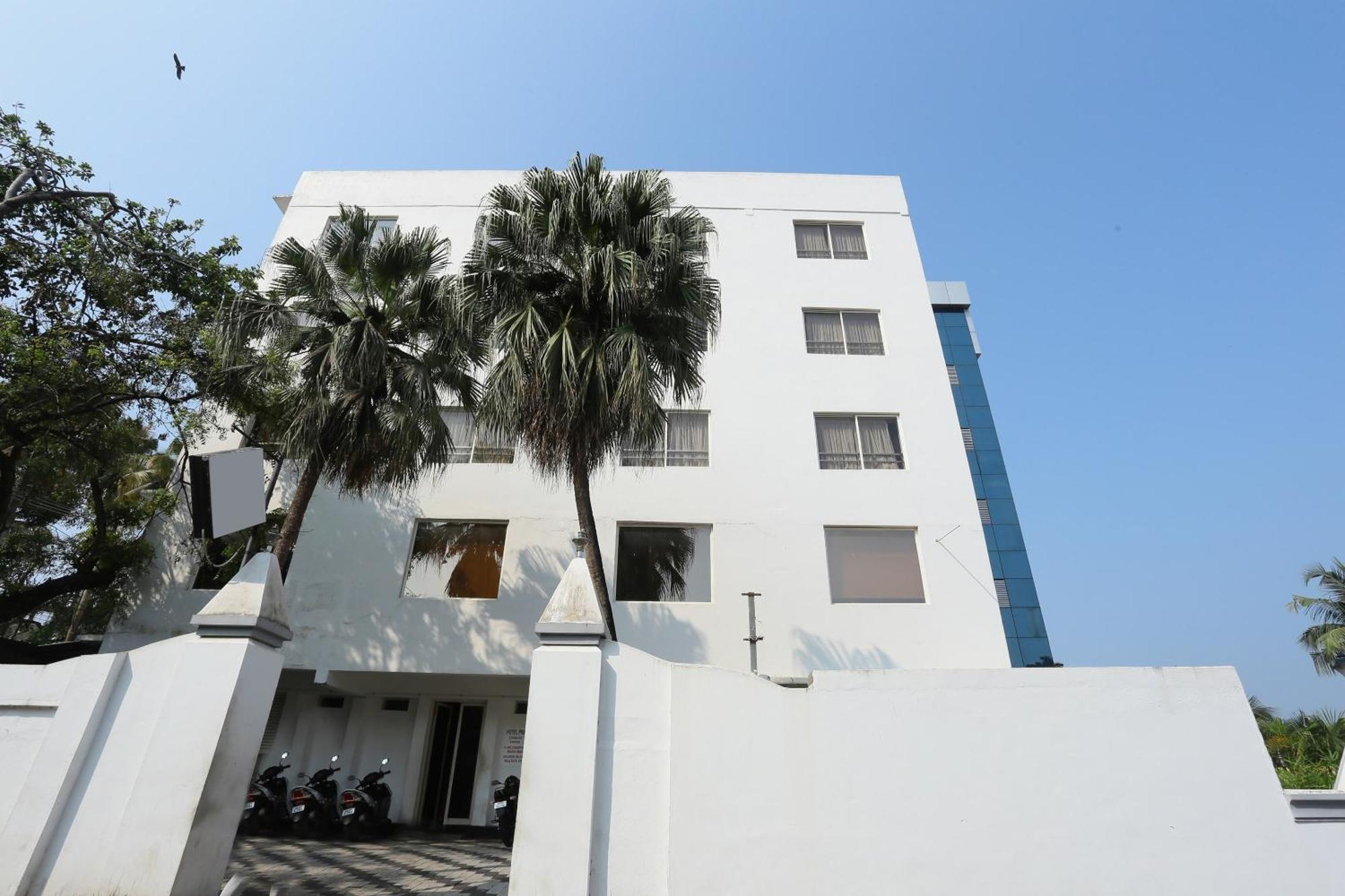 Super Townhouse Prince Palace Thiruvananthapuram Exteriér fotografie